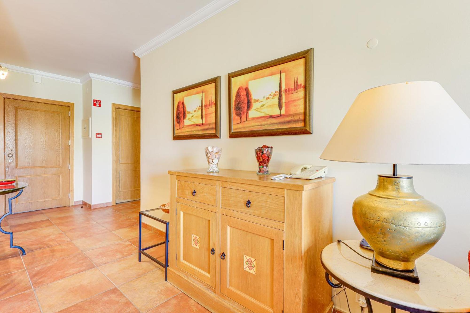 Apartment With 2 Bedrooms, 2M To The Beach Armação de Pêra 외부 사진