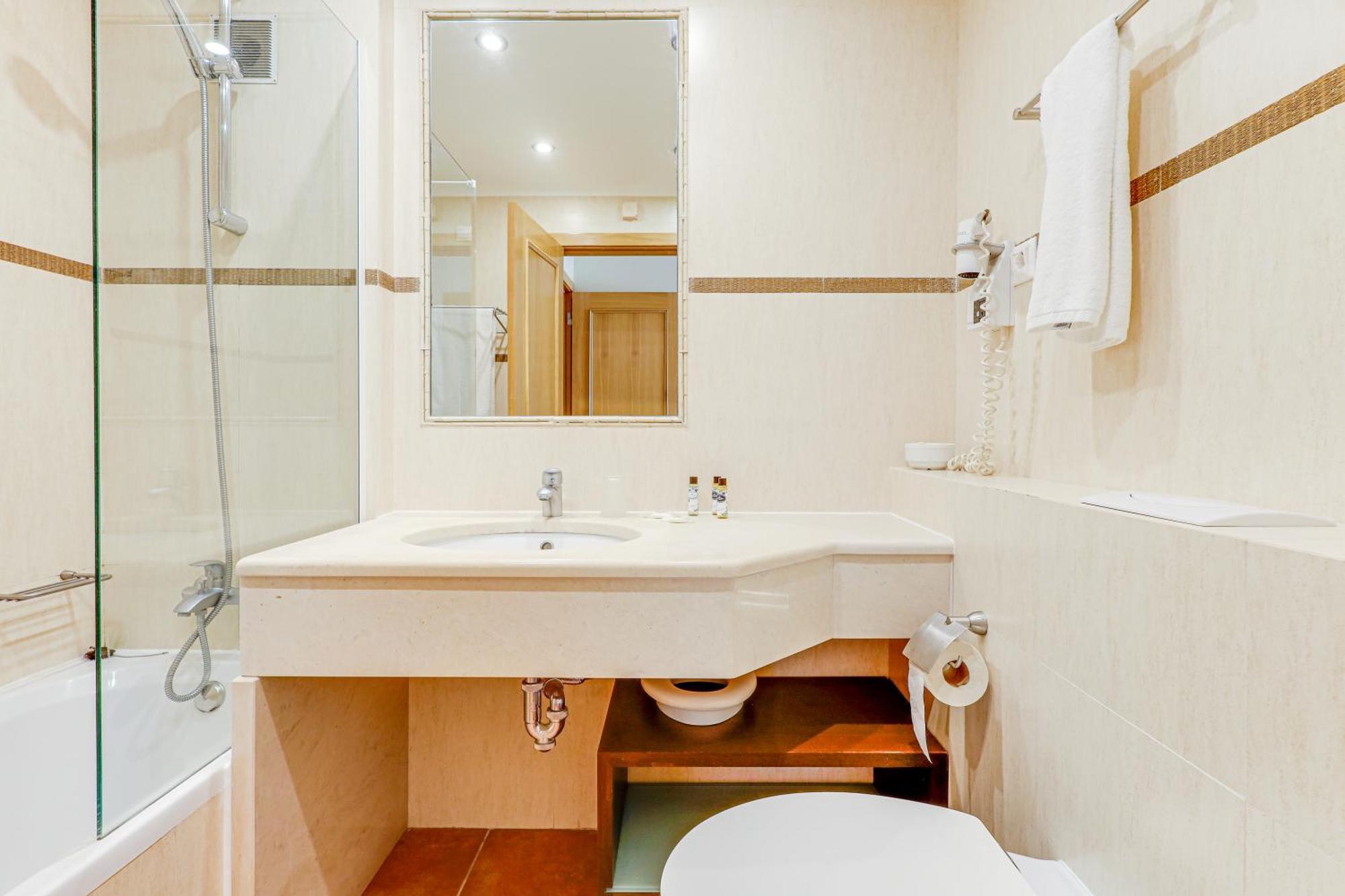 Apartment With 2 Bedrooms, 2M To The Beach Armação de Pêra 외부 사진